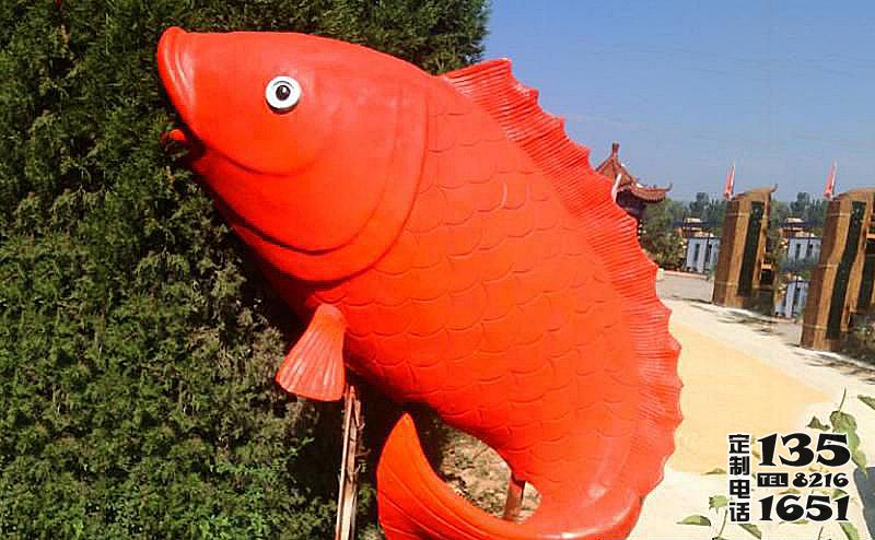 戶外公園玻璃鋼仿真鯉魚雕塑 戶外公園玻璃鋼仿真鯉魚雕塑